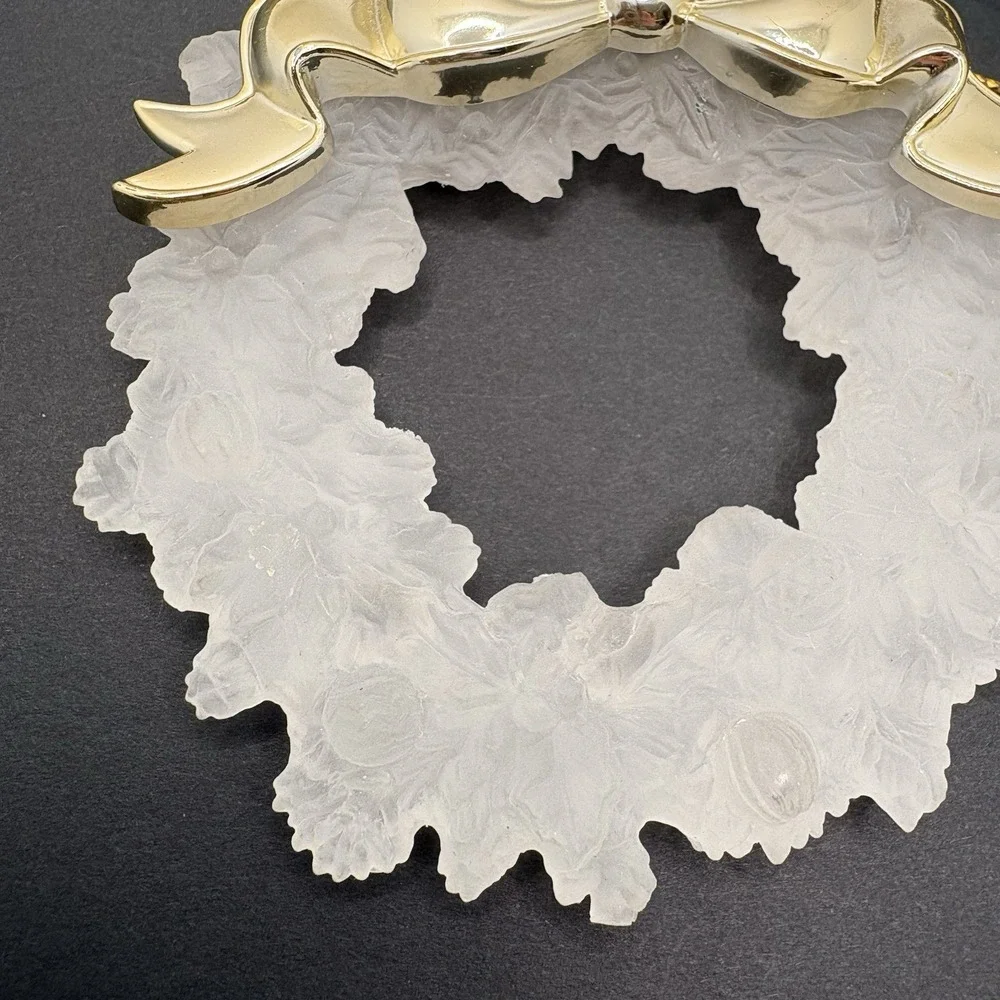 Vintage Avon Holiday Reflections‎ Ornament Wreath Gift Collection w/ Box